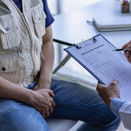 Megnagyobbodott az egyik here? Herevízsérv is lehet - Urológiaiközpont